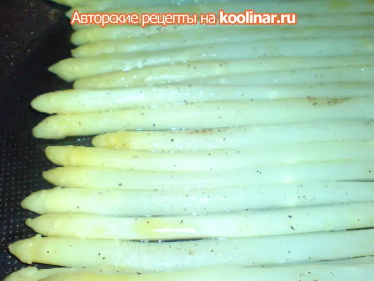 Салат из копчёной форели и белой спаржи: шаг 4