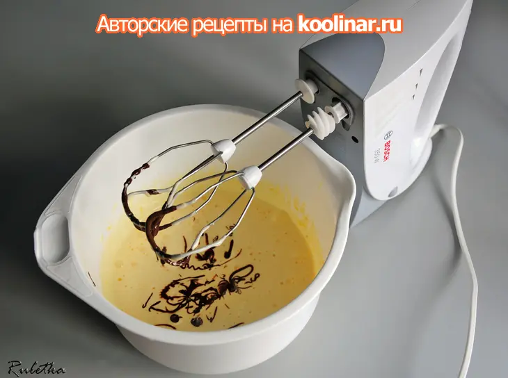 Торт с банановым муссом и хрусткой шоколадно-ореховой прослойкой "галлея": шаг 5