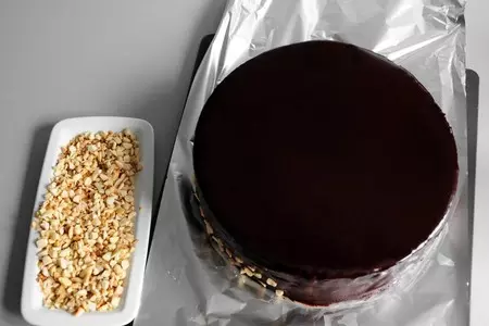 Торт с банановым муссом и хрусткой шоколадно-ореховой прослойкой "галлея": шаг 28