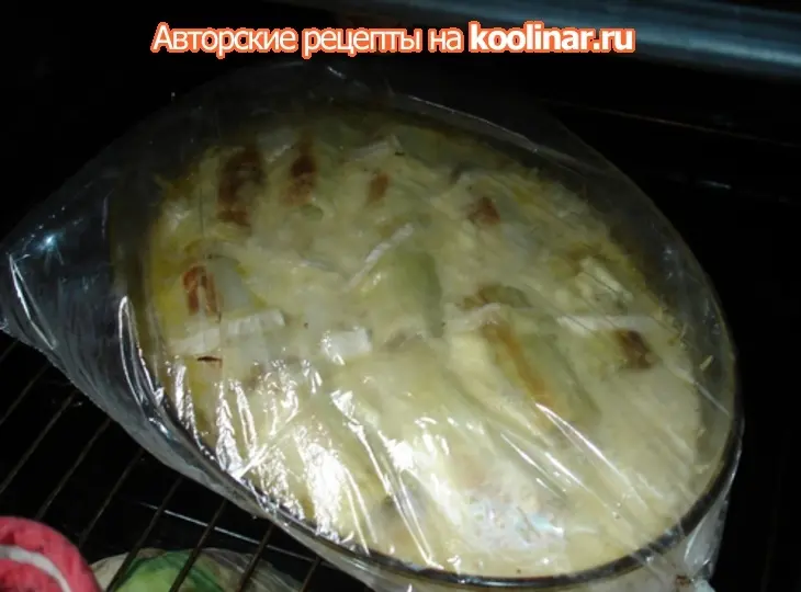 Запеченый фаршированный лук порей в сливочном-сырном соусе: шаг 12