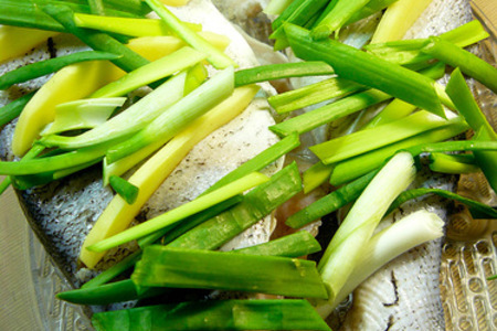Рыба с имбирем в пивном соусе: шаг 4