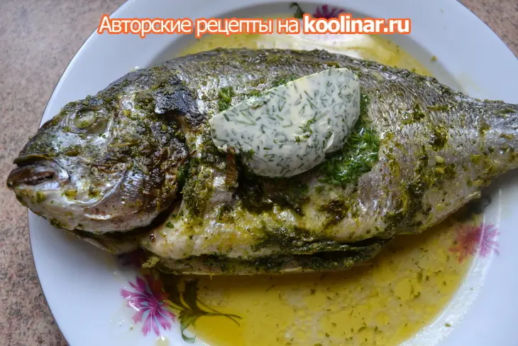 Дорада запеченная с песто из петрушки  и укропно-лимонным маслом: шаг 2