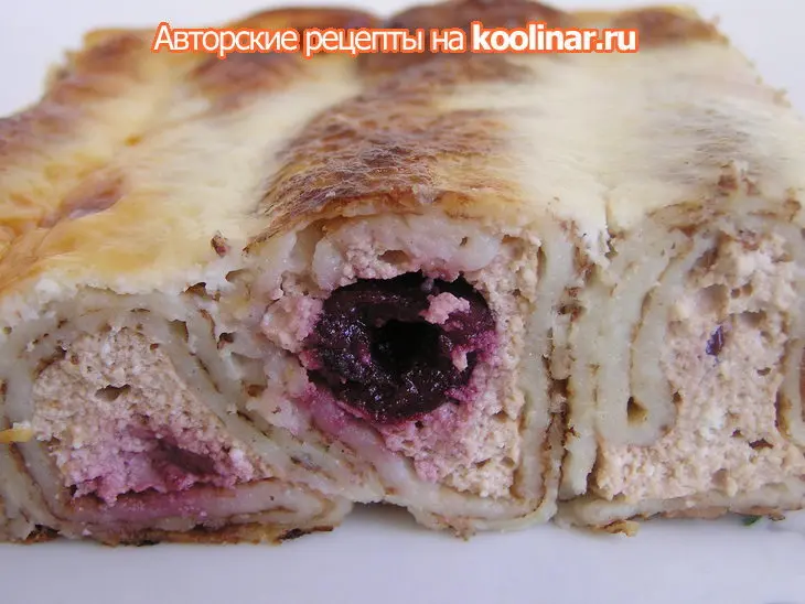 Блинчики, фаршированные творогом с вишней ,запеченные в сметанном креме «вишневый сад».: шаг 8