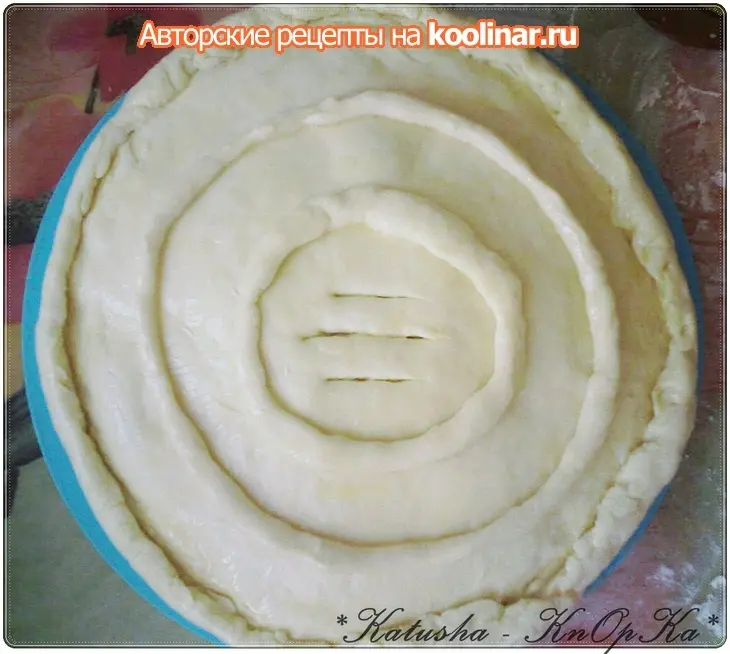 Слоёный пирог с фаршем и картошкой: шаг 10