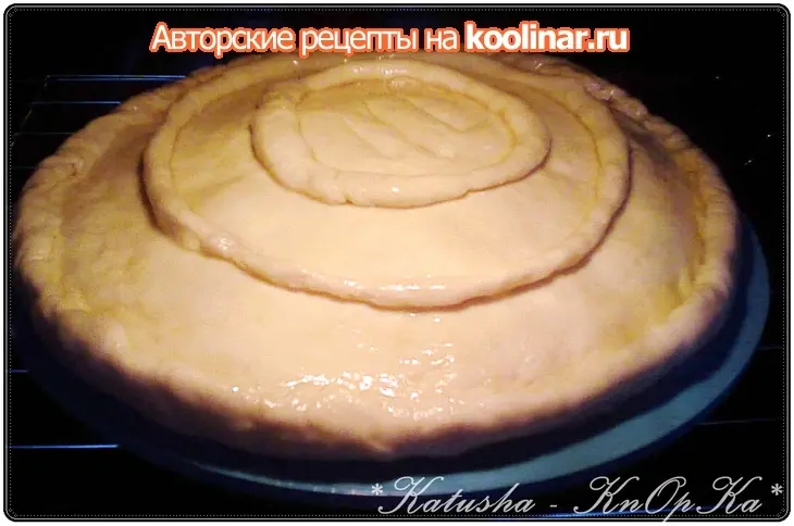 Слоёный пирог с фаршем и картошкой: шаг 11