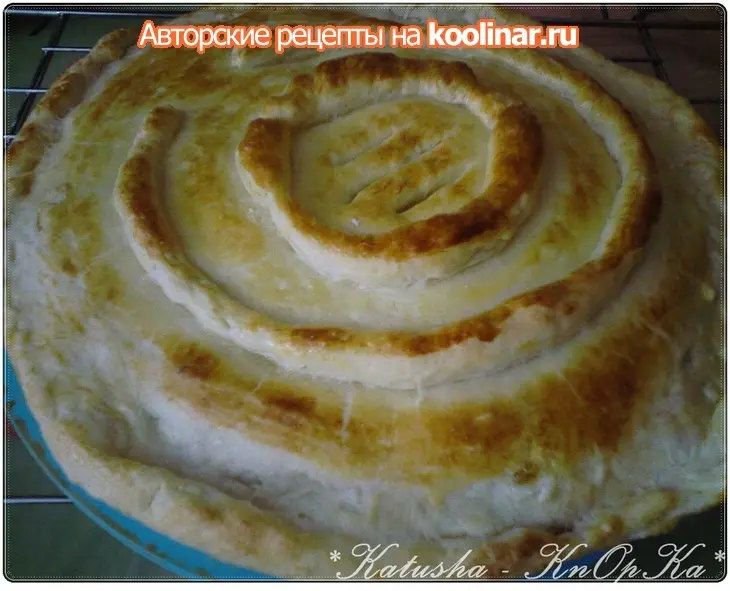 Слоёный пирог с фаршем и картошкой: шаг 12