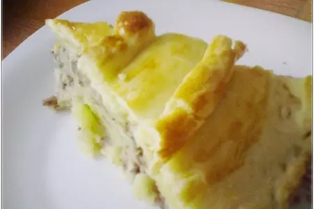 Слоёный пирог с фаршем и картошкой: шаг 15