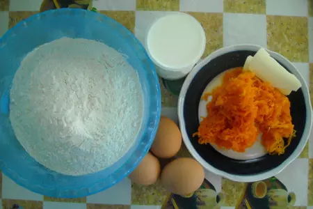 Кулич морковный: шаг 1