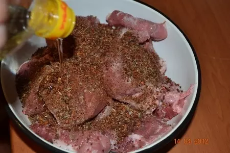 Шашлык из свиной вырезки.: шаг 6