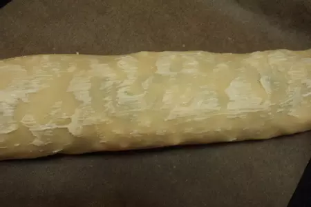 Штрудель из вытяжного теста с брынзой и шпинатом.: шаг 5