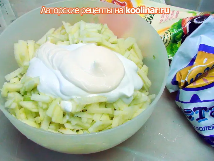 Салат вальдорф с орешками пекан.: шаг 6