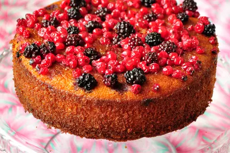 Манный торт с кокосовой стружкой и ягодами: шаг 1