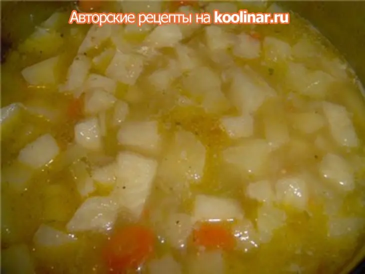 Суп пюре из сельдерея: шаг 2