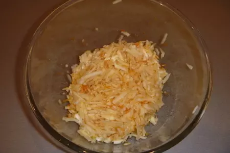 Оладьи на сыворотке с яблоками: шаг 3