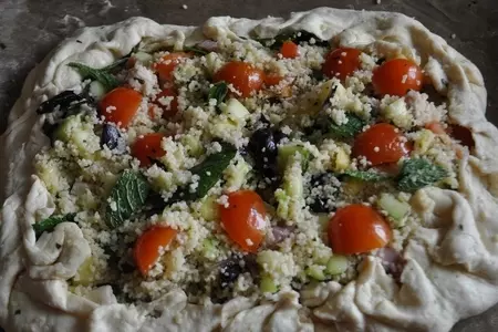 Открытые пироги с кабачками,мятой,кускусом и ...: шаг 6