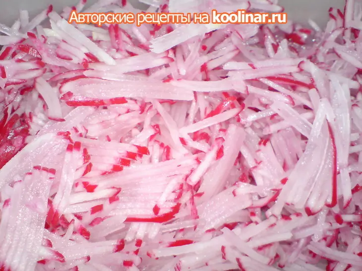 Салат из редиса и зелёной спаржи: шаг 4