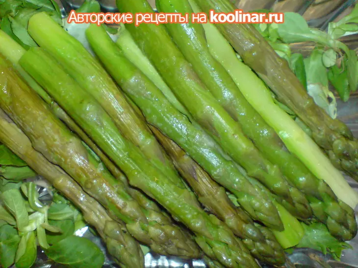 Салат из редиса и зелёной спаржи: шаг 5