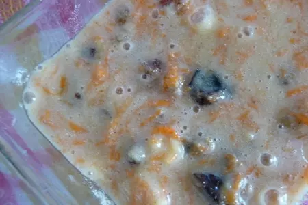 Кекс морковный с сухофруктами и орехами: шаг 4