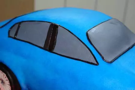 Торт "bmw-3 серии": шаг 10