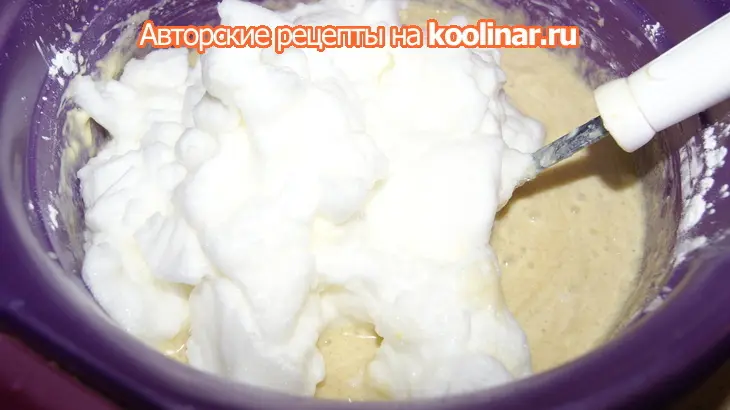 Пасхальный  кулич с ананасом и белым шоколадом: шаг 3