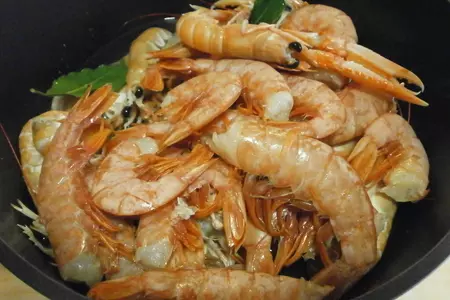 Купол из риса с морскими раками и королевскими креветками: шаг 2