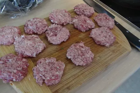 Рататуй с мясными медальонами: шаг 1