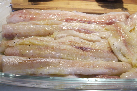 Рыба, запеченная под овощным покрывалом с сырно-ореховой корочкой: шаг 2
