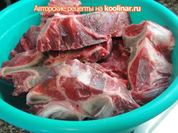 Мясо с косточкой и соусом с виски: шаг 1