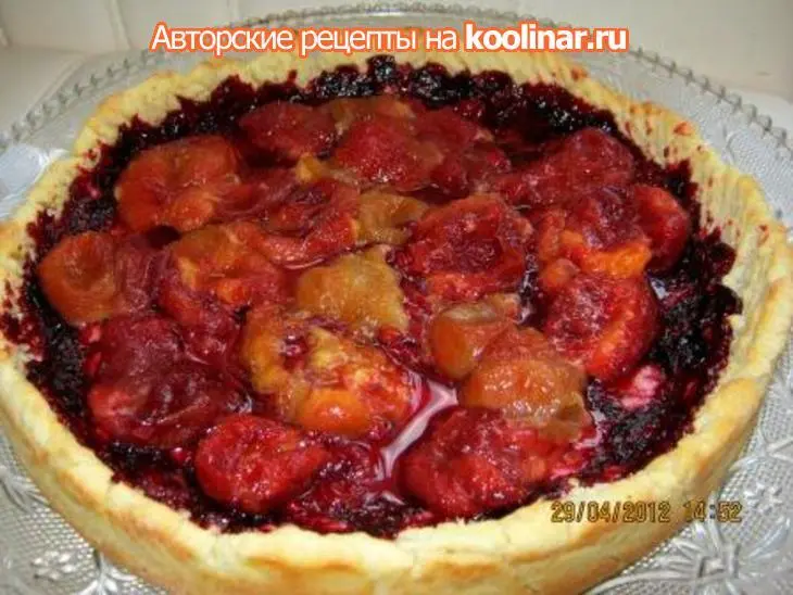 Ягодный пирог  из творожного теста (дуэль): шаг 6