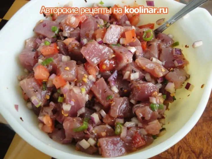 Острый тунец с помидором и рисом: шаг 7