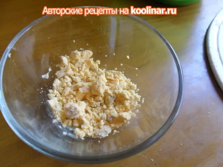Салат из редиса со сметаной: шаг 3