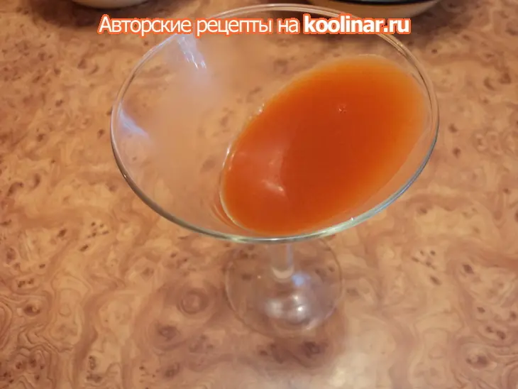 Желе из томатов с муссом из брынзы и песто из руколы: шаг 2