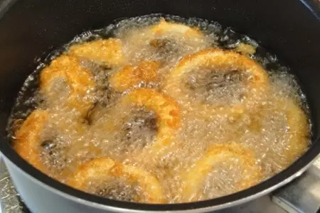 Кальмары жареные с перцем и чесноком: шаг 5