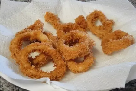 Кальмары жареные с перцем и чесноком: шаг 6