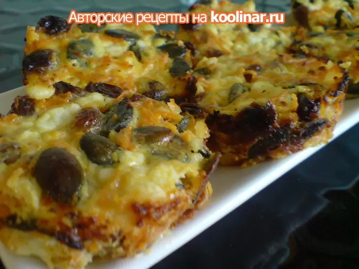 Сырники с морковью,изюмом и тыквенными семечками из духовки: шаг 8