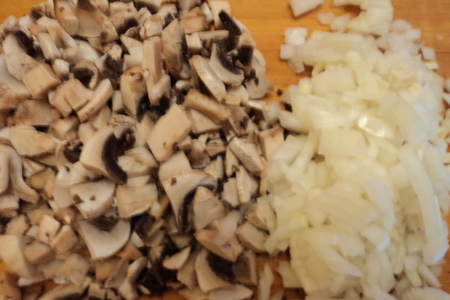 Колбаса телячья со сливками и грибами.: шаг 1