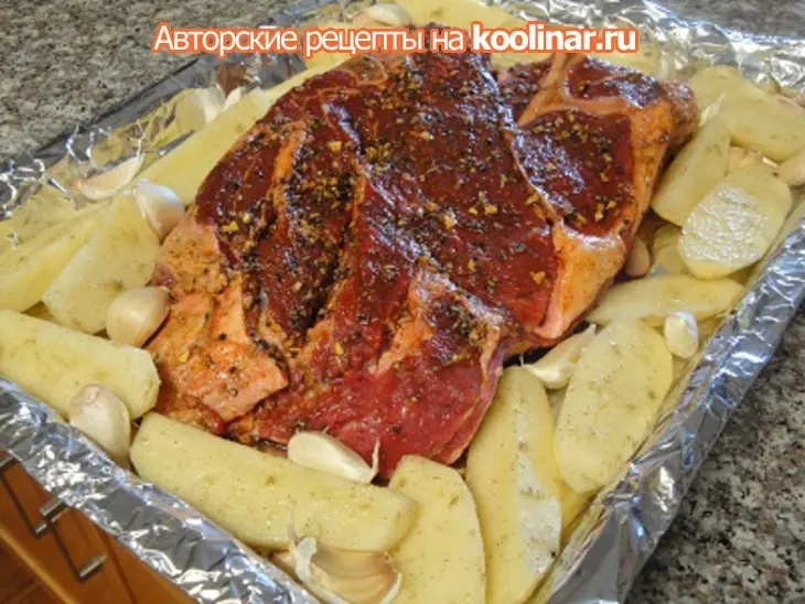 Мясо с фенхелем,чесноком и картофелем: шаг 3