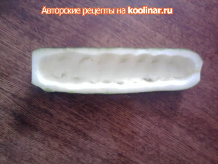 Фаршированные шампиньоны и цукини: шаг 2
