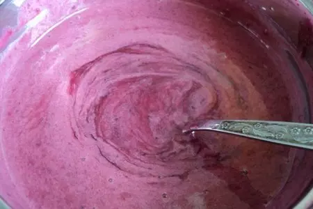 Торт «черносмородиновое наслаждение» (delice au cassis)  по рецепту от джеймса мартина.: шаг 7