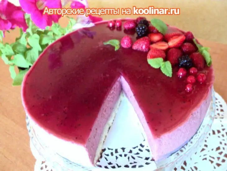 Торт «черносмородиновое наслаждение» (delice au cassis)  по рецепту от джеймса мартина.: шаг 15