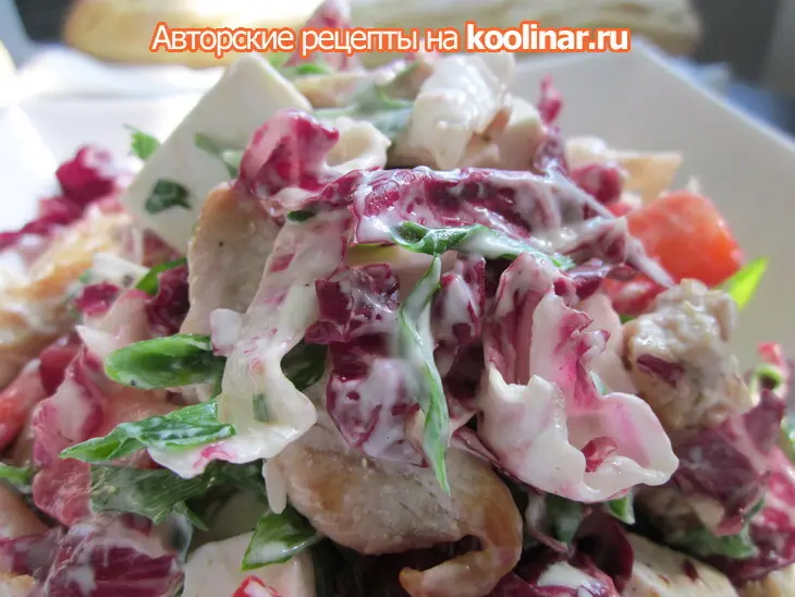 Салат с клубникой, сыром фета и грудкой индейки (курицы): шаг 5