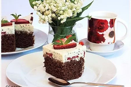 Пирожное шоколадное с мятой и клубникой.: шаг 8
