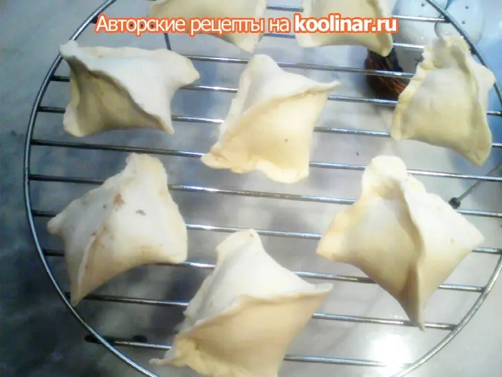 Слоёные конвертики с печенью: шаг 6