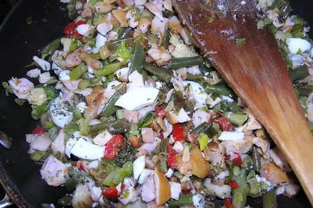 Киш- с овощами, грудинкой и копченой курицей.: шаг 3