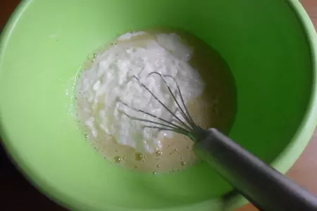 Булочки на простокваше: шаг 2