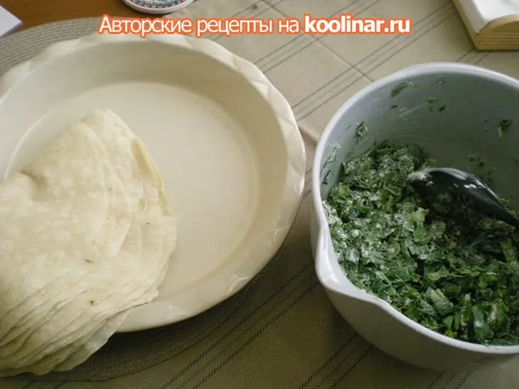Ленивый бёрек с зеленью: шаг 1