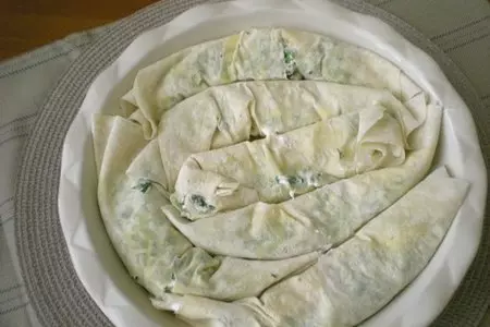 Ленивый бёрек с зеленью: шаг 3