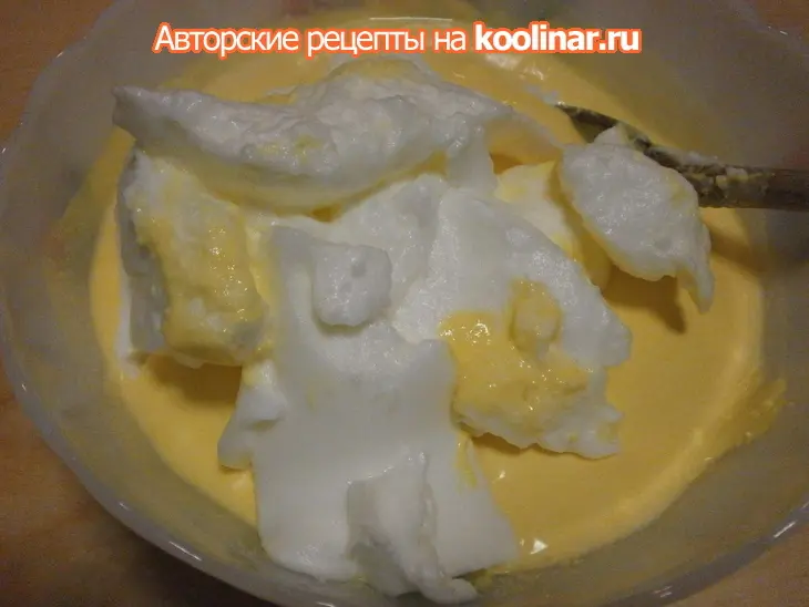 Творожный десерт - мороженное " слиток золота": шаг 3