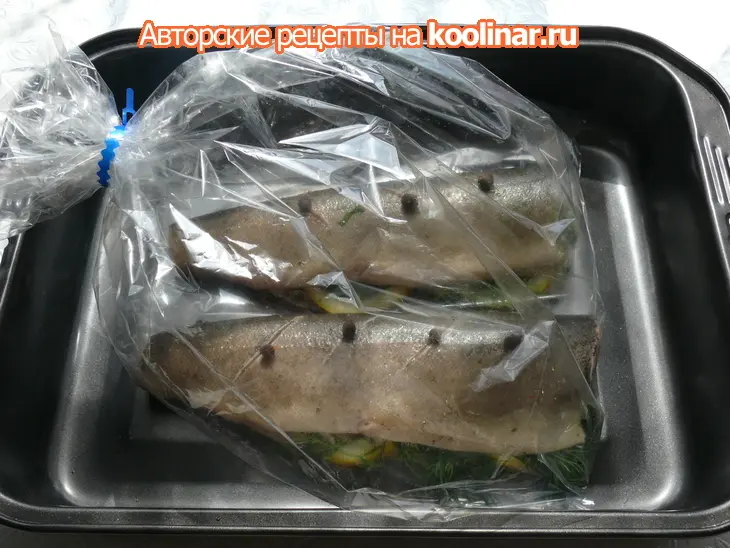 Рыбка запеченная в рукаве и сливочно-креветочный соус: шаг 2