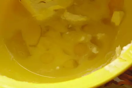 Маффины яблочно-ананасовые на перепелиных яйцах.: шаг 1